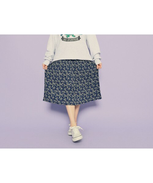 HOTPING(ホッピン)の「ウエストゴム小花柄プリーツスカート(スカート・レディース・ピンク/ブラック/ネイビー/グリーン・フリーサイズ(XS-XXL))」の4枚目の写真