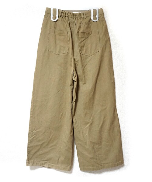 Tiffee SELECT(ティフィーセレクト)の「タック入りチノワイドパンツ(チノパンツ・レディース・ベージュ/ブラック・F)」の6枚目の写真