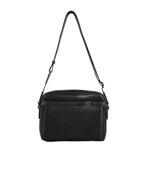 Hush Puppies（ハッシュパピー）の「Hush Puppies Joel Ew Sling In Black（バッグ）」 WEAR