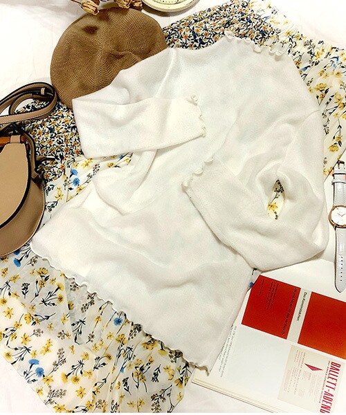 Tiffee SELECT(ティフィーセレクト)の「メローフリルネックふわふわニットソー白(Tシャツ/カットソー・レディース・ホワイト・F)」の1枚目の写真