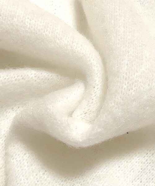 Tiffee SELECT(ティフィーセレクト)の「メローフリルネックふわふわニットソー白(Tシャツ/カットソー・レディース・ホワイト・F)」の4枚目の写真