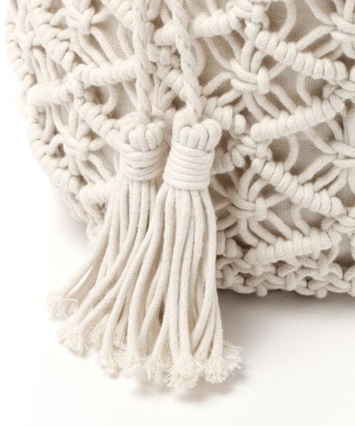 studio CLIP（スタディオクリップ）の「マクラメ編みナップサック（バッグ・オフホワイト/ブラック）」の8枚目の写真