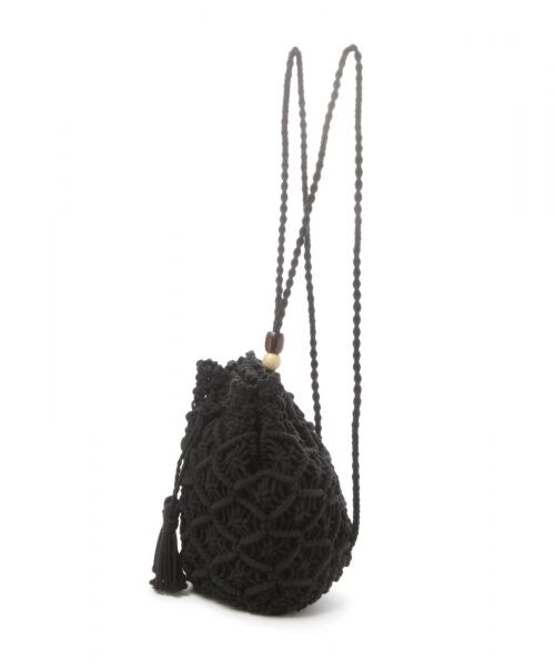 studio CLIP（スタディオクリップ）の「マクラメ編みナップサック（バッグ・オフホワイト/ブラック）」の3枚目の写真