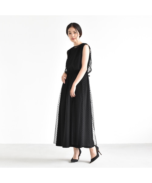 kaene（カエン）の「100031/ドットチュールエプロンワンピース