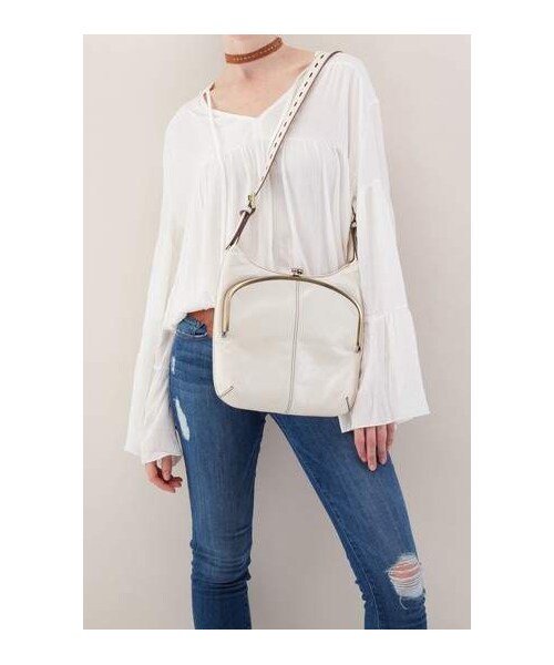 hobo（ホーボー）の「Hobo Minette Leather Shoulder Bag（バックパック/リュック・レディース・Black/Brown/White・One Size）」の5枚目の写真