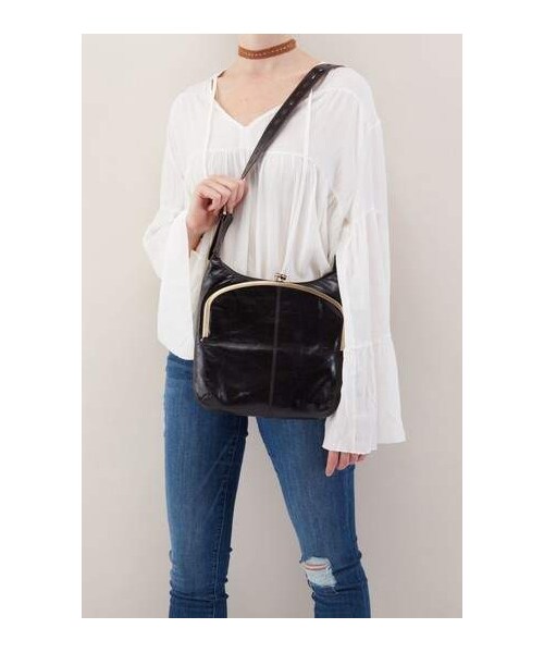 hobo（ホーボー）の「Hobo Minette Leather Shoulder Bag（バックパック/リュック・レディース・Black/Brown/White・One Size）」の6枚目の写真