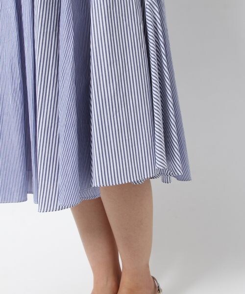 laboratory work（ラボラトリーワーク）の「２ガラコンビミディースカート（スカート・グレー/ブルー）」の9枚目の写真