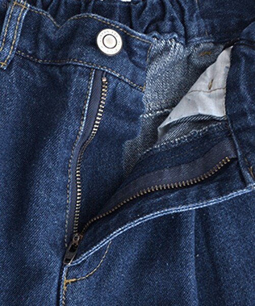 Tiffee SELECT（ティフィーセレクト）の「スカラップポケット配色タックデニムワイドパンツ（デニムパンツ・レディース・ブルー・F）」の2枚目の写真