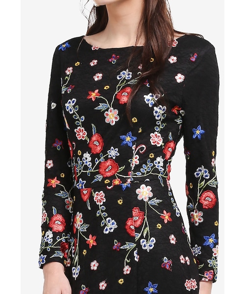 Zalia（ザリア）の「Embroidered Lace Mermaid Dress（）」 WEAR