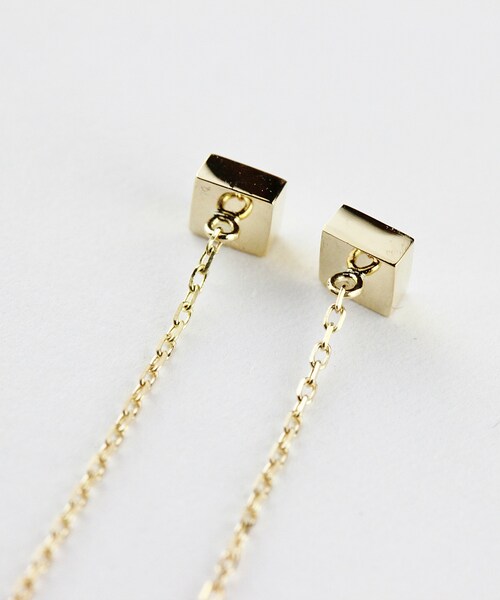 pinacoteca（ピナコテーカ）の「ピナコテーカ 722 スクエア マグネット スタッド アメリカン ピアス（ピアス（両耳用）・レディース・ゴールド・Free）」の4枚目の写真