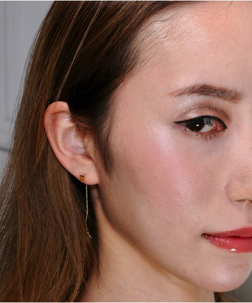 pinacoteca（ピナコテーカ）の「ピナコテーカ 722 スクエア マグネット スタッド アメリカン ピアス（ピアス（両耳用）・レディース・ゴールド・Free）」の5枚目の写真