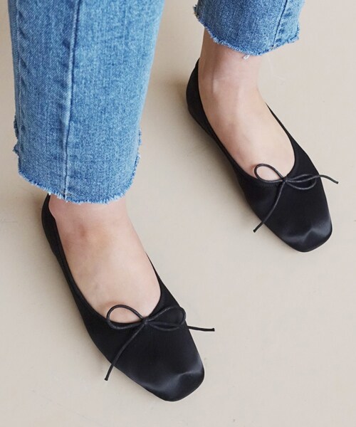 DHOLIC（ディーホリック）の「2TYPEリボンフラットシューズ（その他シューズ・レディース・その他/ベージュ/ブラック/ピンク・225/230/235/240/245/250）」の2枚目の写真