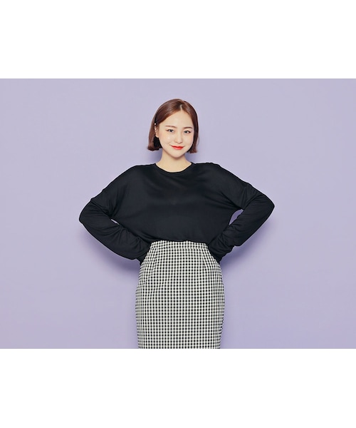 HOTPING(ホッピン)の「ラウンドネックドロップショルダーTシャツ(Tシャツ/カットソー・レディース・パープル/ライトグリーン/ホワイト/ベージュ/ブラック・1(フリーサイズ)/2(L-XL))」の3枚目の写真