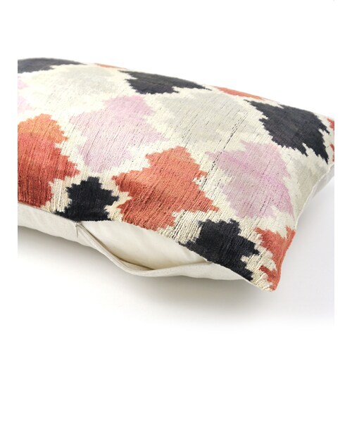 H.P.DECO（エイチ・ピー・デコ）の「MD HOME |イカットクッションカバー 40×60（その他・0999 FREE・Free）」の5枚目の写真