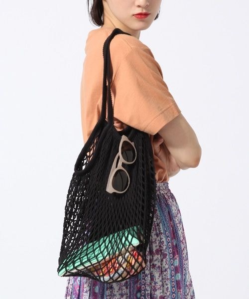 LOWRYS FARM（ローリーズファーム）の「★WEB先行予約アイテム★コットンネットＢＡＧ（バッグ・アイボリー/ブラック/レッド/イエロー/ブルー）」の2枚目の写真