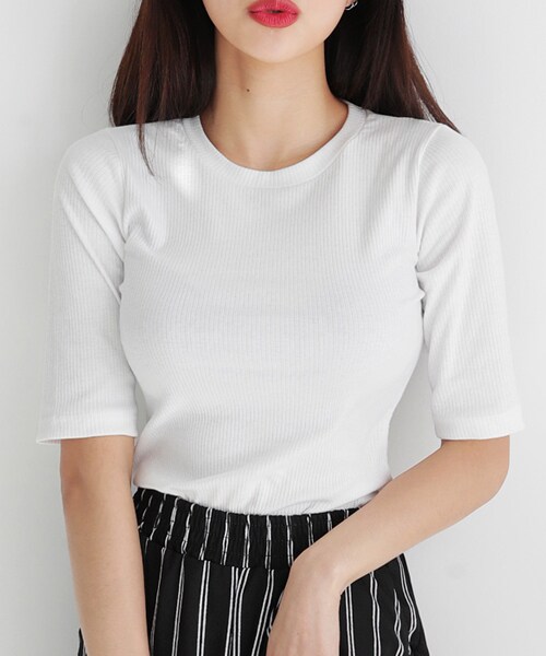 DHOLIC（ディーホリック）の「ハーフスリーブリブTシャツ（Tシャツ/カットソー・レディース・ブラック/ホワイト/イエロー/グリーン/ブルー/ピンク・FREE）」の2枚目の写真