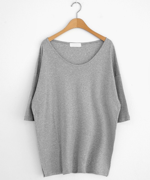 DHOLIC（ディーホリック）の「ドロップショルダースリットヘムTシャツ（Tシャツ/カットソー・レディース・ブラック/ホワイト/グレー/グリーン・FREE）」の3枚目の写真