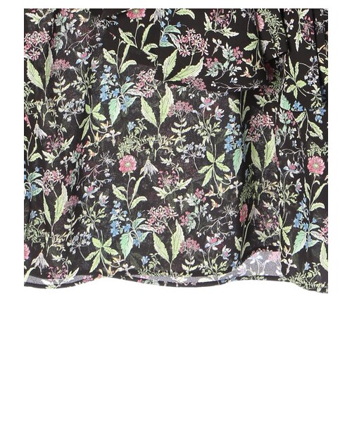 GARAGE OF GOOD CLOTHING（ガレージオブグッドクロージング）の「LEA アシンメトリーフリル花柄ブラウス（トップス・ホワイト/ブラック・F）」の5枚目の写真