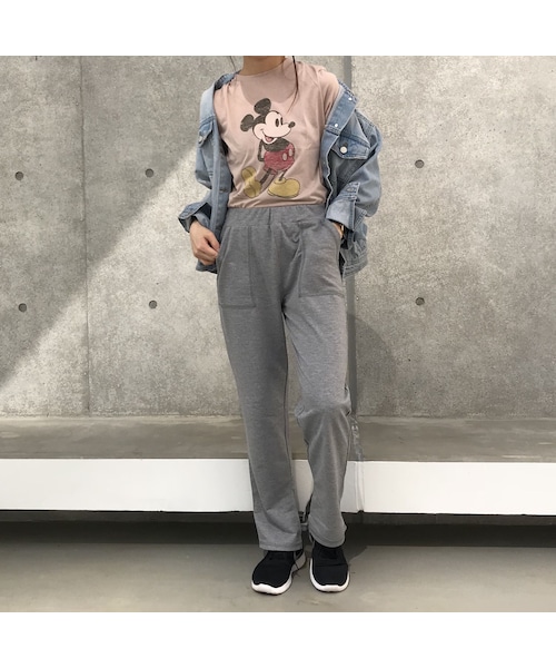 copine（コピン）の「再入荷！大人可愛いミッキーTシャツ(2color)【クリックポスト対象商品】（Tシャツ/カットソー・レディース・その他）」の9枚目の写真