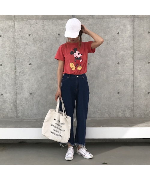 copine（コピン）の「再入荷！大人可愛いミッキーTシャツ(2color)【クリックポスト対象商品】（Tシャツ/カットソー・レディース・その他）」の6枚目の写真