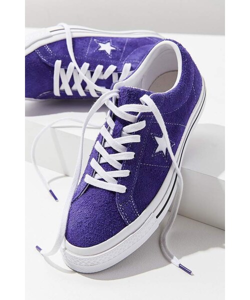 CONVERSE(コンバース)の「Converse One Star Suede Sneaker(スニーカー・レディース・Black/Green/Purple/Yellow・W 10.5/m 8.5/W 10/m 8/W 6.5/m 4.5/W 6/m 4/W 7.5/m 5.5/W 7/m 5/W 8.5/m 6.5/W 8/m 6/W 9.5/m 7.5/W 9/m 7)」の3枚目の写真