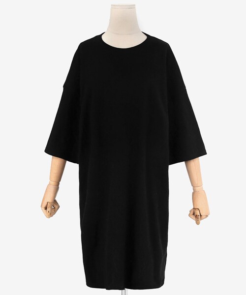 DHOLIC（ディーホリック）の「スリットTシャツワンピース（ワンピース・レディース・ホワイト/ピンク/ブラック/イエロー・FREE）」の2枚目の写真