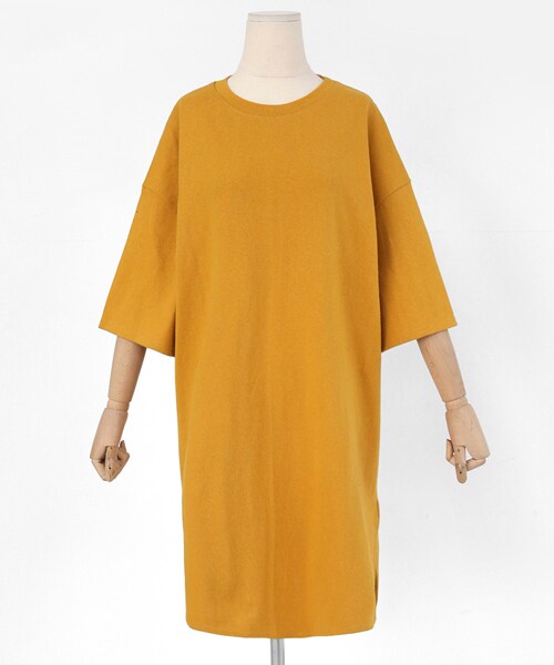 DHOLIC（ディーホリック）の「スリットTシャツワンピース（ワンピース・レディース・ホワイト/ピンク/ブラック/イエロー・FREE）」の3枚目の写真