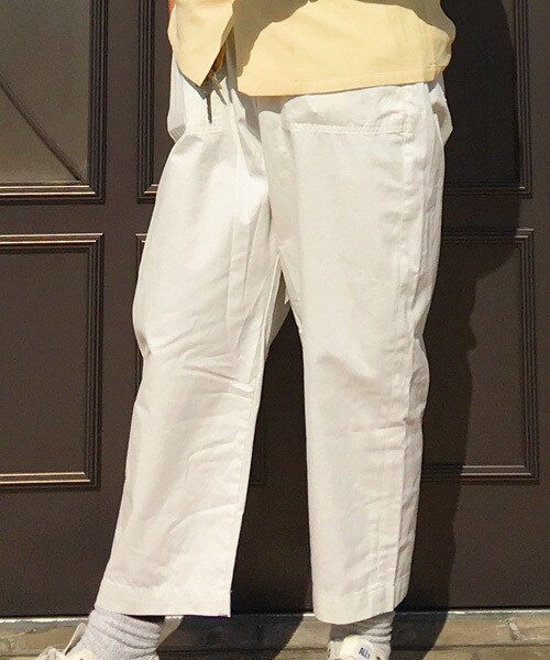 GAP(ギャップ)の「ハイライズ ツイル ワイドレッグパンツ(カーゴパンツ・メンズ・ホワイト・32)」の1枚目の写真