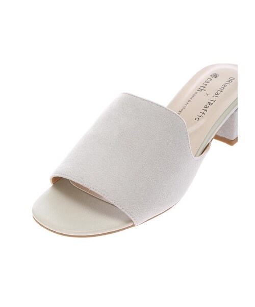 earth music&ecology（アースミュージックアンドエコロジー）の「・ORiental TRaffic ミュールサンダル（シューズ・グレー/ブラック/レッド/イエロー・S/M/L/LL）」の4枚目の写真