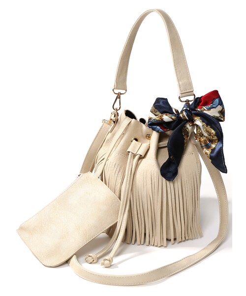 GRL（グレイル）の「ポーチ付きフリンジショルダーバッグ（ショルダーバッグ・レディース・ブラック/ベージュ/キャメル・F）」の3枚目の写真