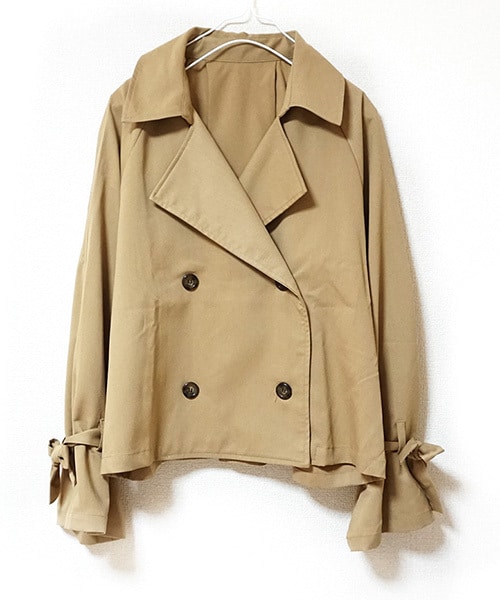 Tiffee SELECT（ティフィーセレクト）の「ダブル衿リボンフレアスリーブショート丈トレンチコート（トレンチコート・レディース・ネイビー/ベージュ・M）」の2枚目の写真