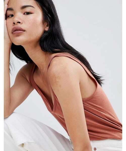 Pull&Bear（プルアンドベア）の「Pull&Bear Basic Tank Top In Rust（タンクトップ）」 WEAR