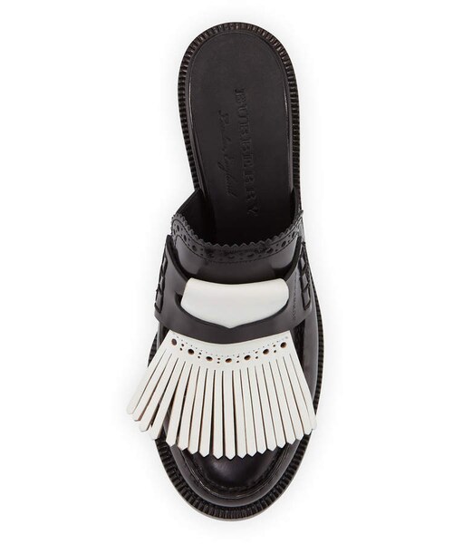 BURBERRY(バーバリー)の「Burberry English Icons Fringe Block-Heel Mule(サンダル・レディース・Black・7.5b / 37.5eu/9.5b / 39.5eu/10b / 40eu/6.5b / 36.5eu/9b / 39eu/6b / 36eu/8b / 38eu/8.5b / 38.5eu)」の3枚目の写真