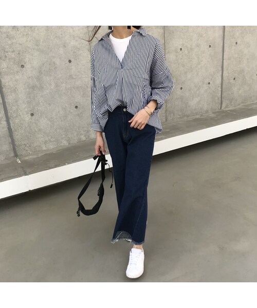 copine（コピン）の「☆再入荷☆オーバーシルエット・スキッパーVネック長袖シャツブラウス(3color) 【クリックポスト対象商品】（シャツ/ブラウス・レディース・その他）」の10枚目の写真