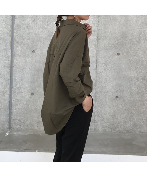 copine（コピン）の「☆再入荷☆オーバーシルエット・スキッパーVネック長袖シャツブラウス(3color) 【クリックポスト対象商品】（シャツ/ブラウス・レディース・その他）」の13枚目の写真