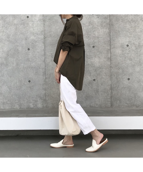 copine（コピン）の「☆再入荷☆オーバーシルエット・スキッパーVネック長袖シャツブラウス(3color) 【クリックポスト対象商品】（シャツ/ブラウス・レディース・その他）」の4枚目の写真