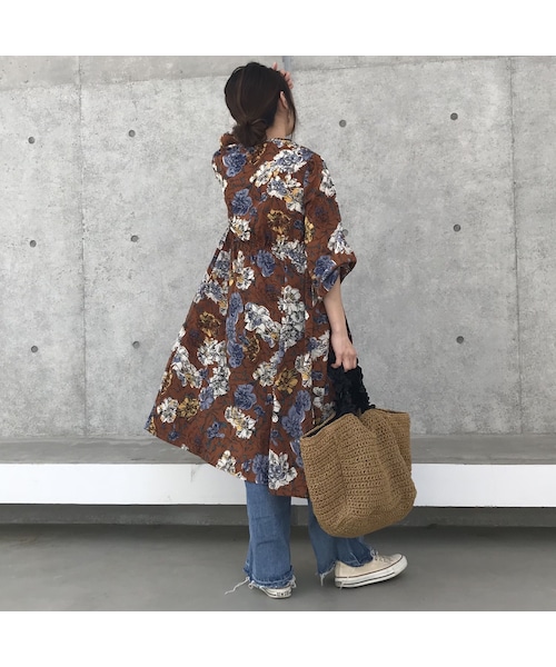 copine(コピン)の「再入荷!レトロ花柄ボリューム袖ロングガウン/ロングカーディガン(2color)【クリックポスト対象商品】(カーディガン/ボレロ・レディース・その他)」の5枚目の写真