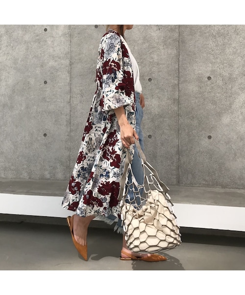 copine(コピン)の「再入荷!レトロ花柄ボリューム袖ロングガウン/ロングカーディガン(2color)【クリックポスト対象商品】(カーディガン/ボレロ・レディース・その他)」の9枚目の写真