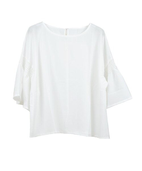 STYLEBLOCK（スタイルブロック）の「シャーリングフレアスリーブブラウス（シャツ/ブラウス・レディース・ホワイト/ライトベージュ/レッド/ネイビー・M）」の2枚目の写真