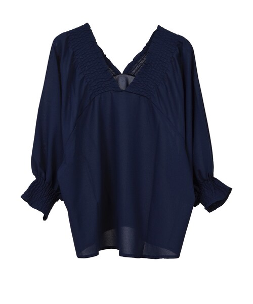 STYLEBLOCK（スタイルブロック）の「Vネックシャーリングブラウス（シャツ/ブラウス・レディース・ホワイト/ライトベージュ/レッド/ネイビー・M）」の3枚目の写真