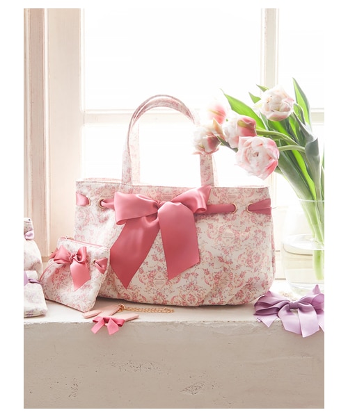 2パック 3.3x8.2フィート ホットピンク ティンセルホイルフリンジ 背景幕カーテン メタリックストリーマー パーティーデコレー 2パック 3.2フィート x 8.3フィート きらめくホットピンクメタリックティンセルカーテン 輝くホイルフリンジカーテン 写真背景 女の子の誕生日パ  タッセルカーテン キラキラ フリンジカーテン 2個セット 背景 写真映え 誕生日 パーティー 結婚式 舞台 空間デコレーション ...