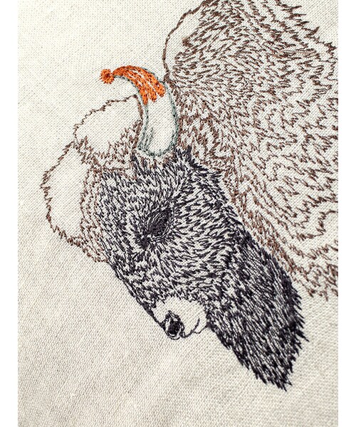 H.P.DECO（エイチ・ピー・デコ）の「CORAL&TUSK |クッション sentinel