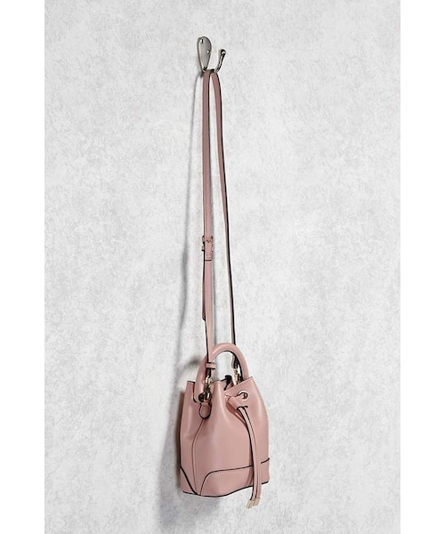 FOREVER 21（フォーエバー トゥエンティーワン）の「Forever 21 Faux Leather Mini Bucket Bag（ショルダーバッグ・レディース・Pink/Red・One Size）」の8枚目の写真