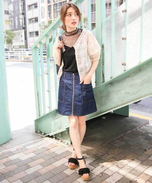 Heather(ヘザー)の「ドットチュールハイネック*タンク(トップス・ホワイト/ブラック/グレー)」の5枚目の写真