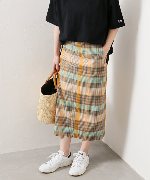 JOURNAL STANDARD relume（ジャーナルスタンダード　レリューム）の「ベージュ（スカート・ベージュ/36/在庫あり/38）」の2枚目の写真