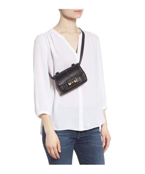 VALENTINO GARAVANI＊ミニショルダーバッグ Valentino Garavani Vロゴ シグネチャー ショルダーバッグ ミニ