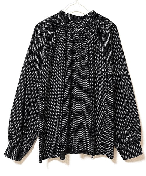 Tiffee SELECT（ティフィーセレクト）の「ハイネックギャザードットブラウスプルオーバー（シャツ/ブラウス・レディース・ブラック・F）」の2枚目の写真