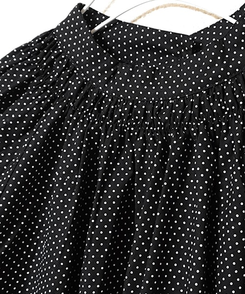 Tiffee SELECT（ティフィーセレクト）の「ハイネックギャザードットブラウスプルオーバー（シャツ/ブラウス・レディース・ブラック・F）」の3枚目の写真