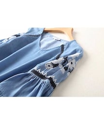 最先端 ZARA（ザラ）の「花柄刺繍デニムブラウス バルーンスリーブ トップス