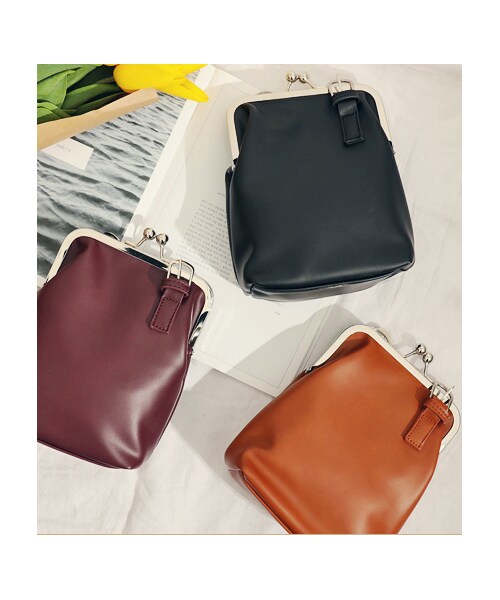 HOTPING(ホッピン)の「フェイクレザーがま口クロスバッグ(ショルダーバッグ・レディース・ブラック/ブラウン/ワイン・フリーサイズ)」の2枚目の写真